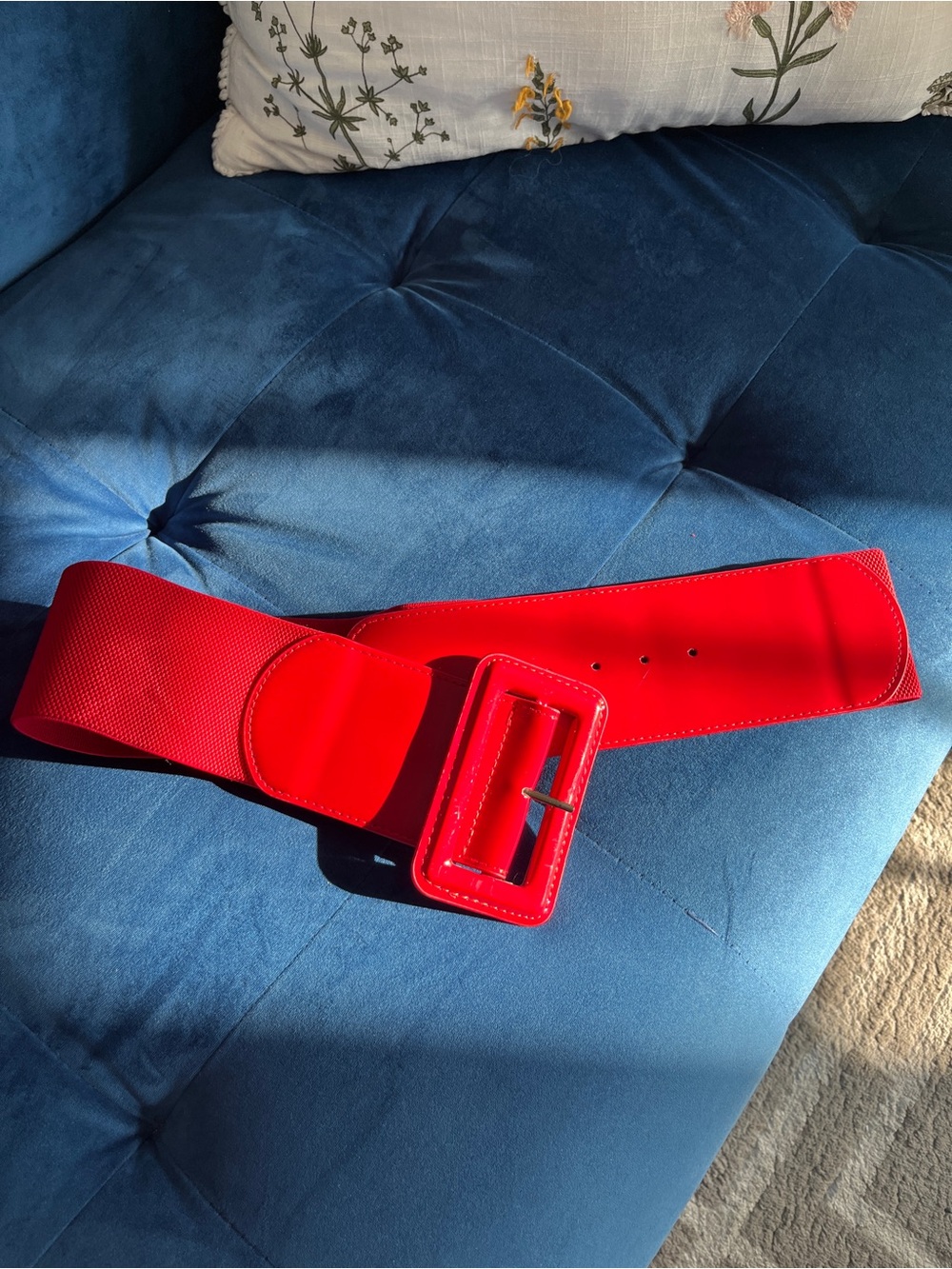 red elastic belt with buckle